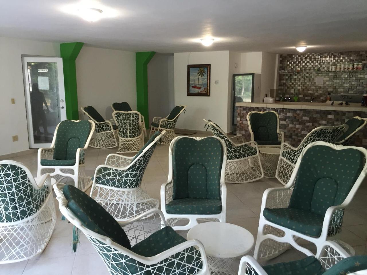 Levimar Guest House Левіттаун Екстер'єр фото